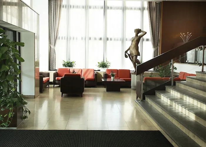Hotel Krystal 3*