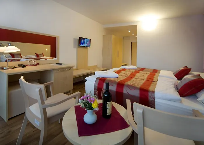 Krystal Hotel