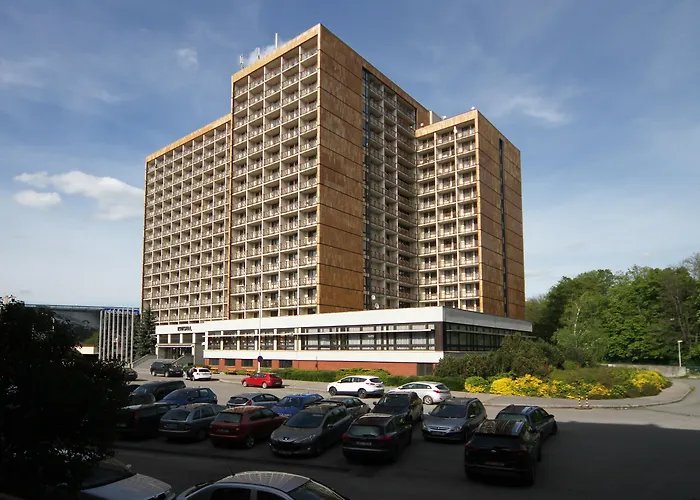 Krystal Hotel