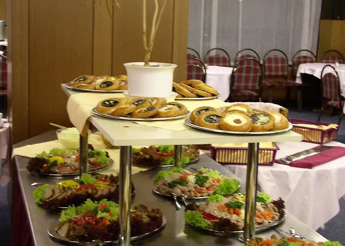 Hotel Krystal 3*