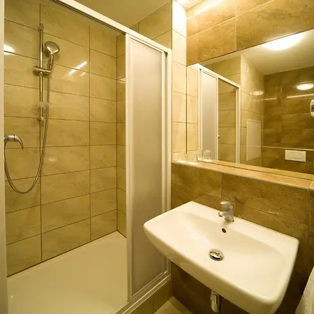 Hotel Krystal Praga