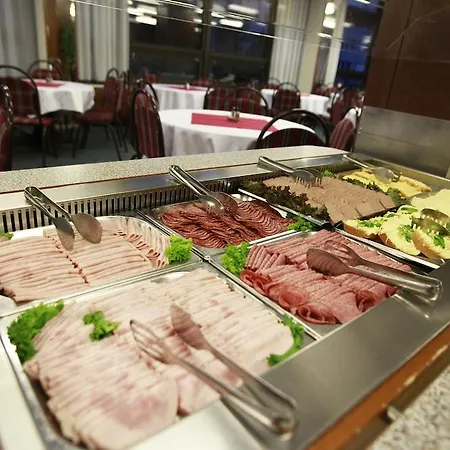 Hotell Krystal 3*