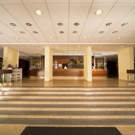 Krystal 3* Prague